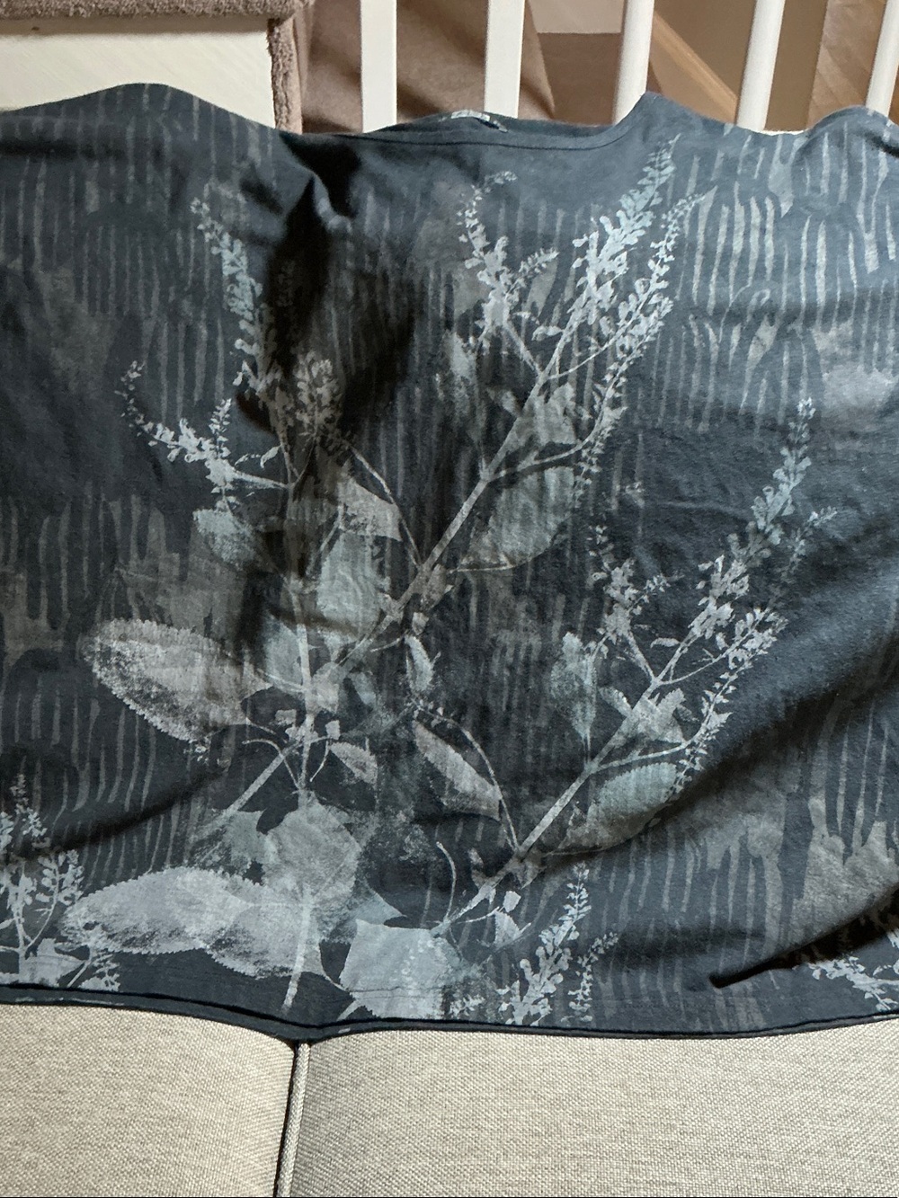 Blue Fish Blue Floral Print Women's Top - Picture 2 of 6